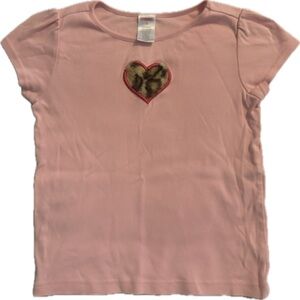 Gymboree pink t-shirt with leopard, furry heart